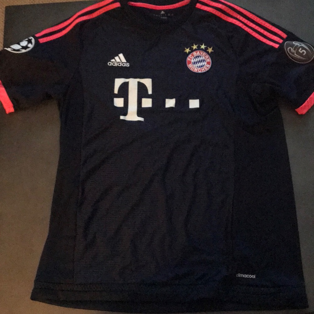 Mario Gotze Bayern Jersey